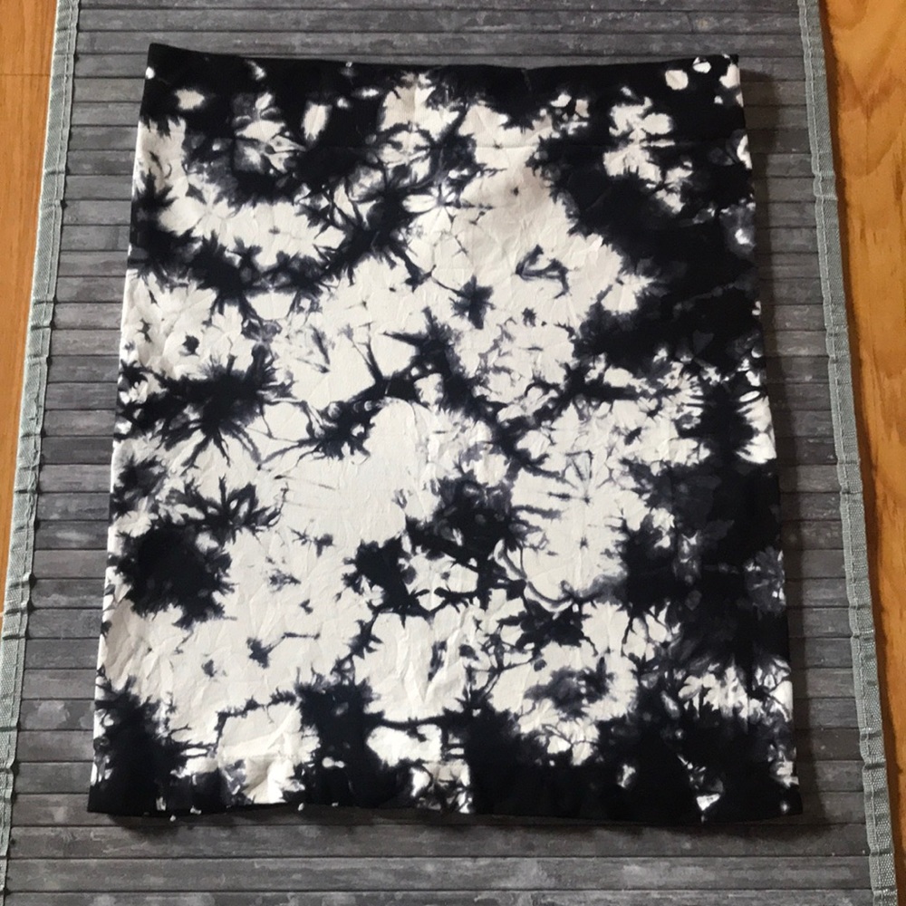 Bebe skirt